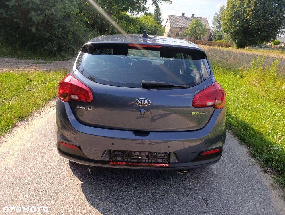 Kia Ceed 1.6 CRDi Business Line - 31