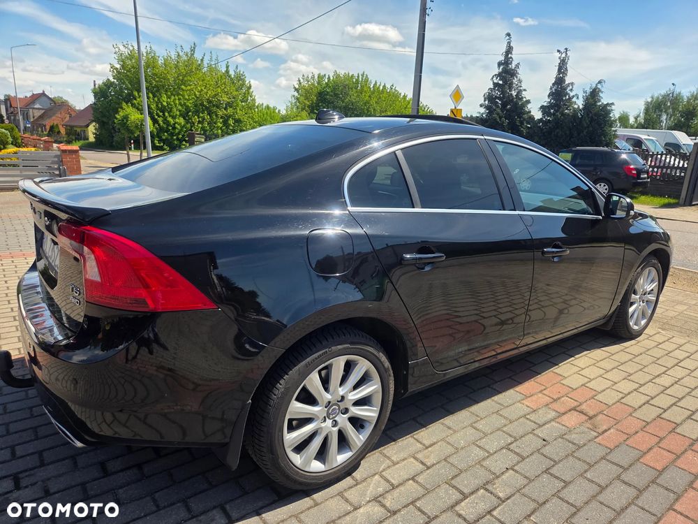 Volvo S60 2.5 T5 AWD - 9
