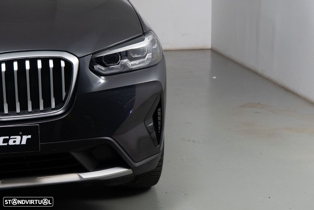 BMW X3 30 e xDrive Line Luxury - 27