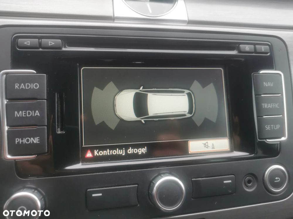 Volkswagen Passat Variant 2.0 Blue TDI SCR Highline - 20