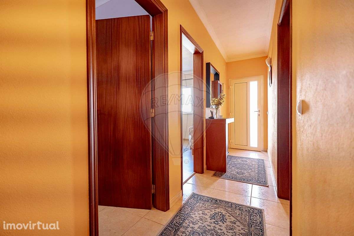 Moradia T6 para venda - Grande imagem: 2/47