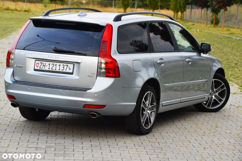 Volvo V50 T5 AWD Summum - 4