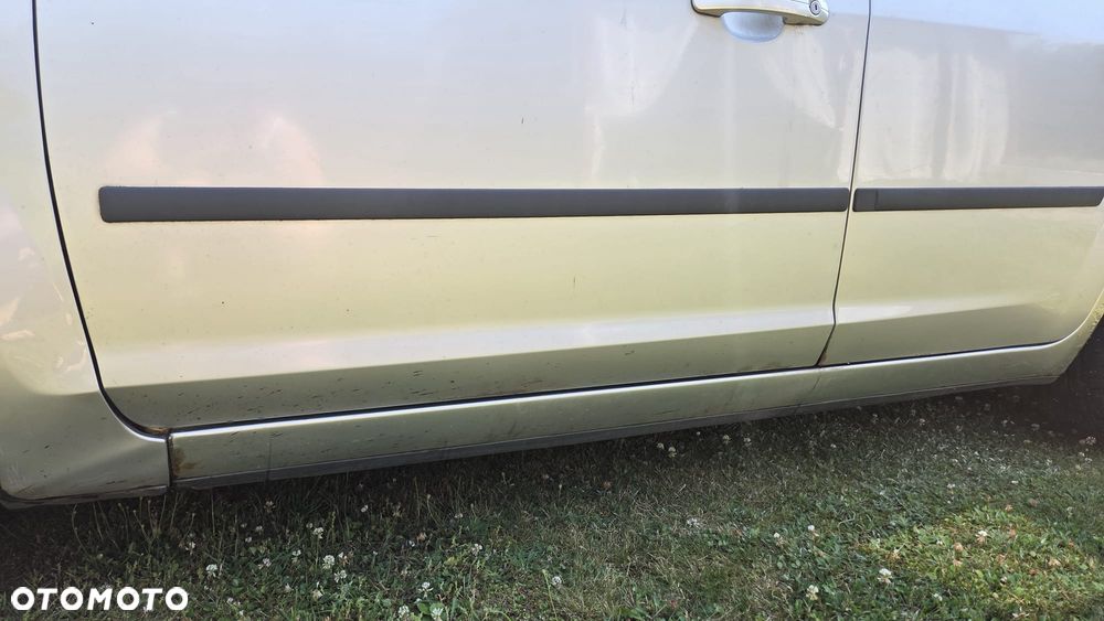 Ford Focus 1.8 TDCi Ambiente - 6