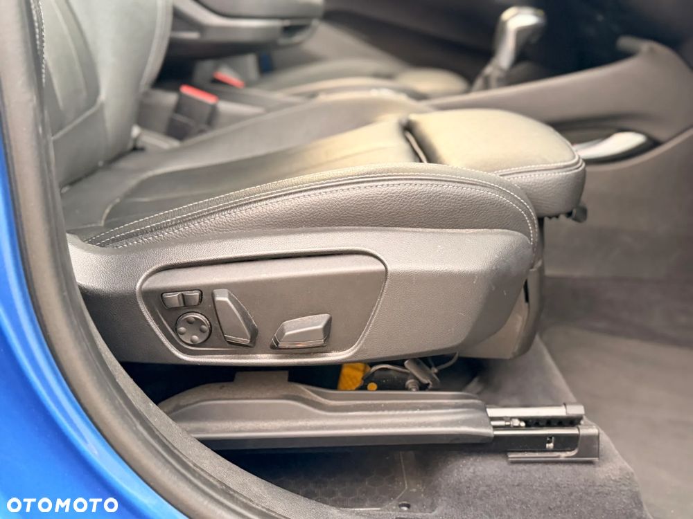 BMW X1 xDrive28i xLine - 28