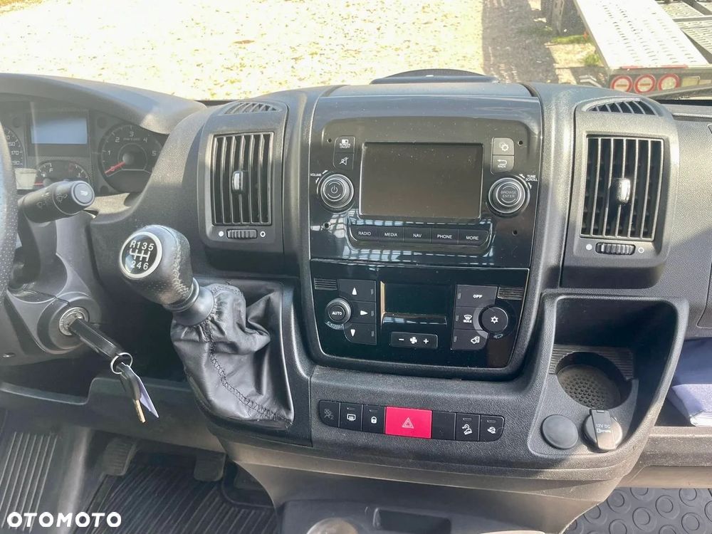 Peugeot BOXER - 11