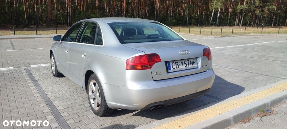 Audi A4 Limousine - 2