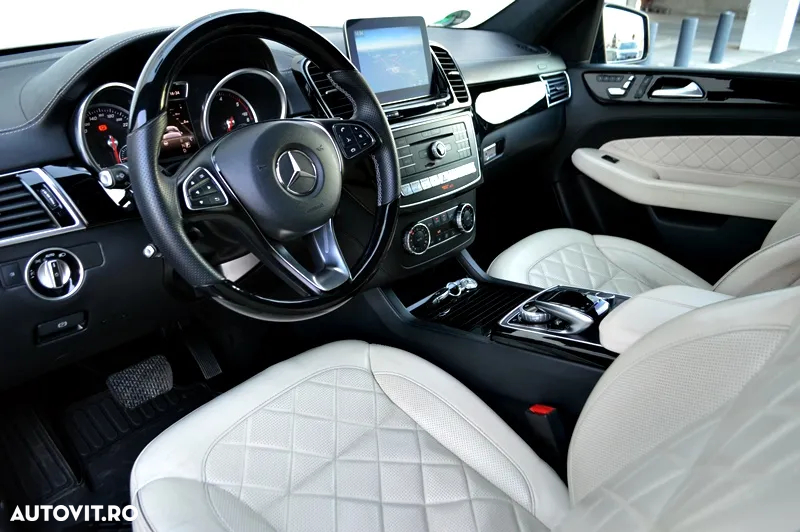 Mercedes-Benz GLE 350 d 4Matic 9G-TRONIC AMG Line - 14