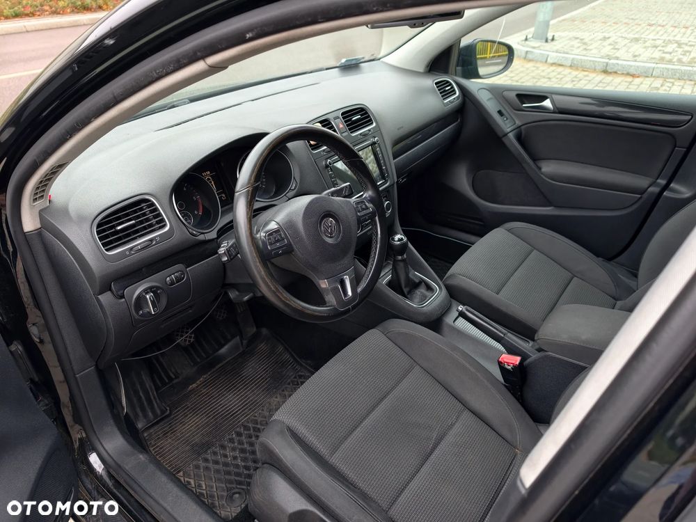 Volkswagen Golf - 9