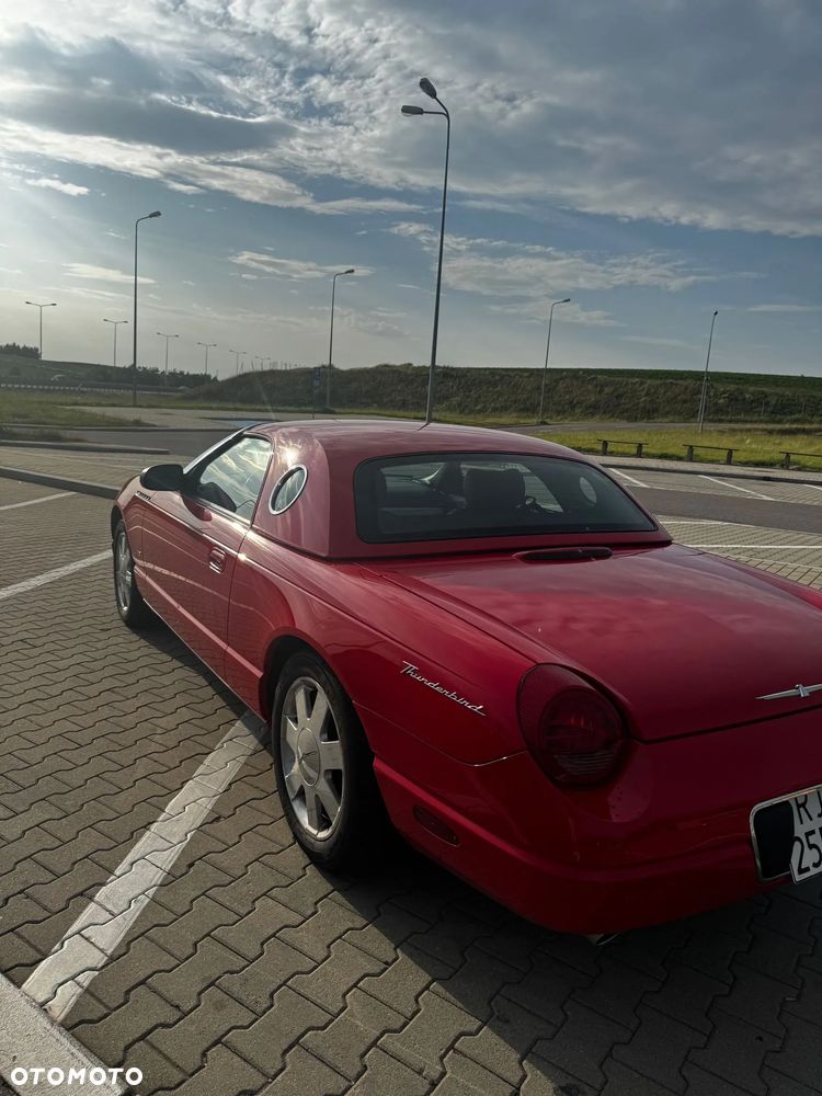 Ford Thunderbird - 6