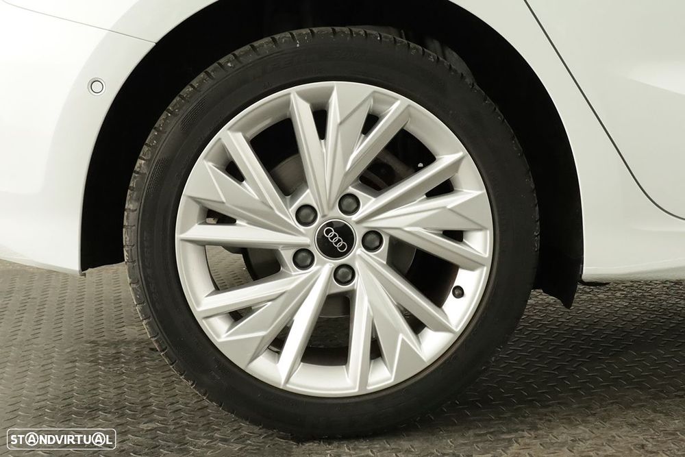 Audi A3 Sportback 30 TFSI Advanced S tronic - 5