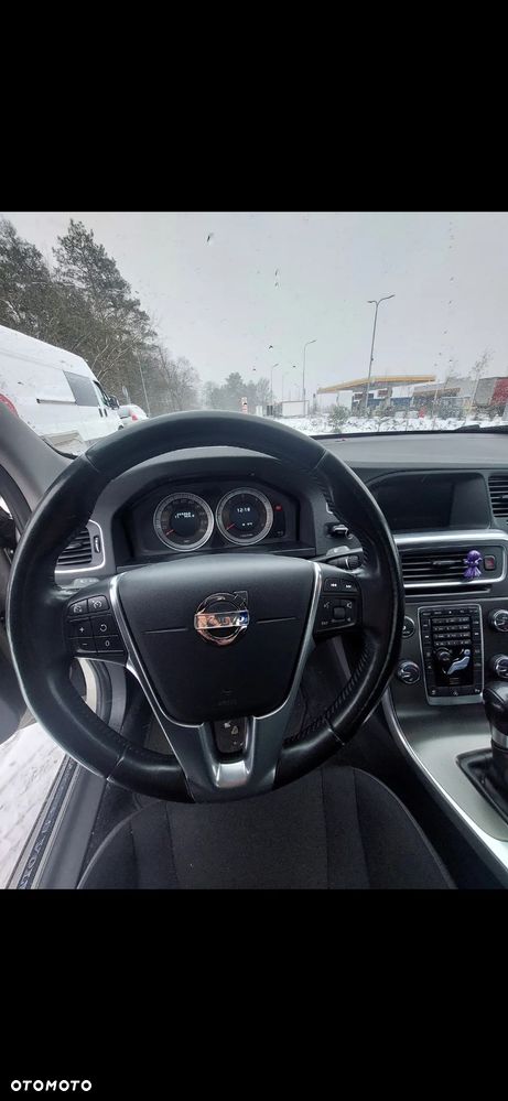 Volvo S60 D2 Momentum - 6