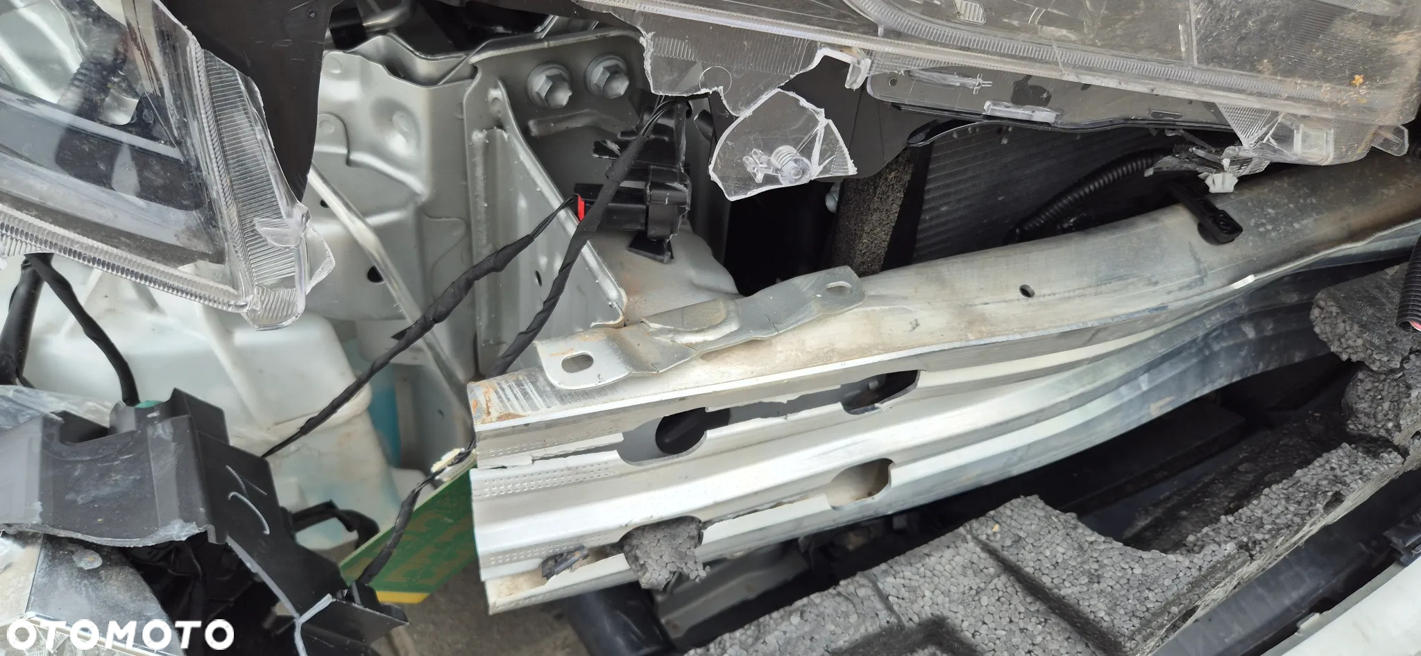 Toyota Corolla 1.8 Hybrid Active - 6