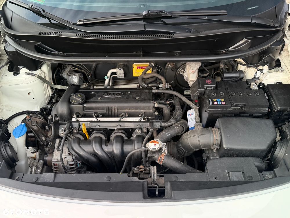 Kia Rio 1.4 ISG Uefa Euro 2016 - 18