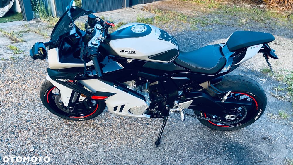 CFMoto 675SR - 12