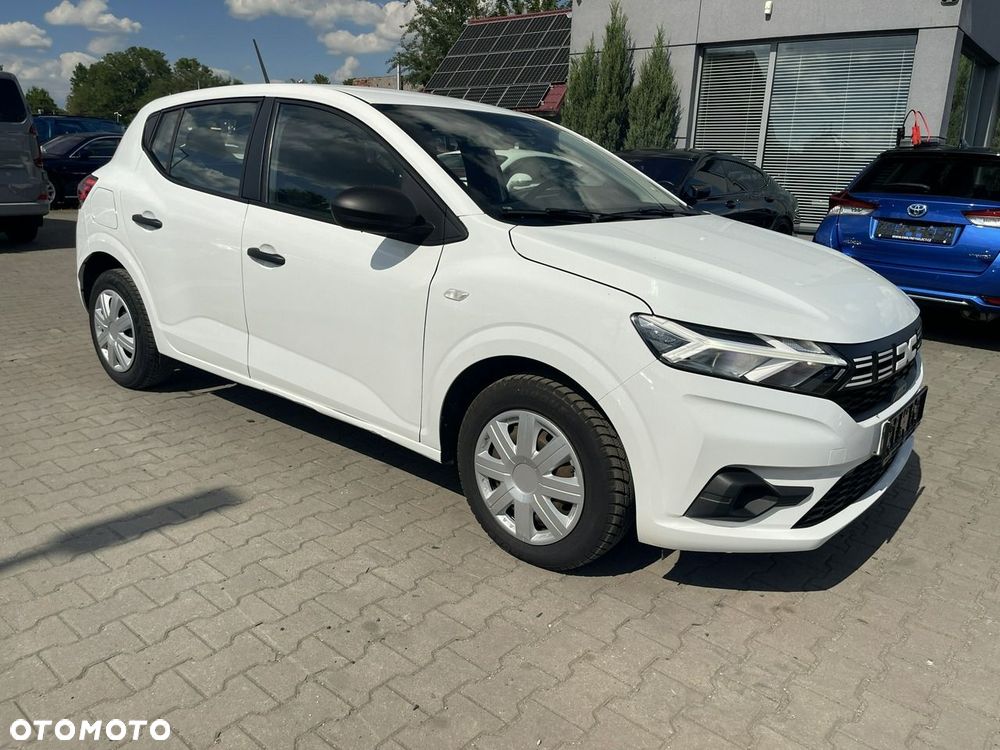 Dacia Sandero TCe 90 Essential - 2