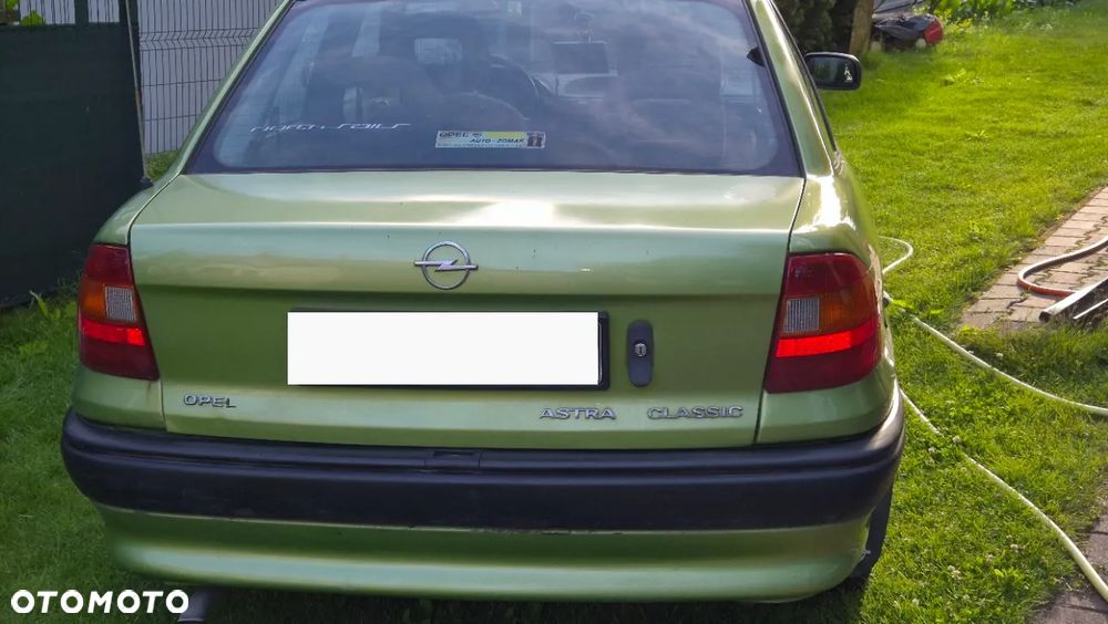 Opel Astra 1.6 - 7