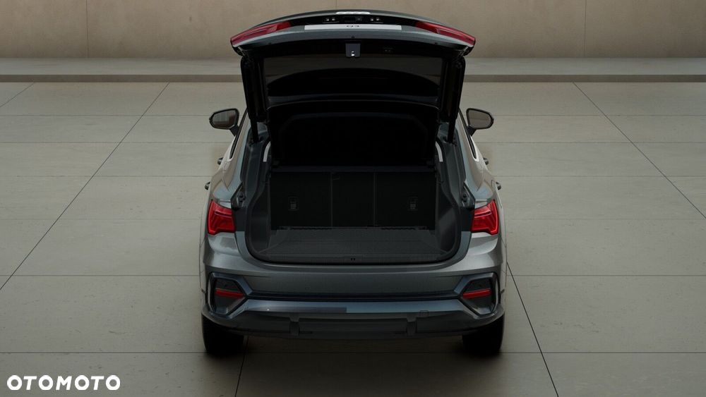 Audi Q3 Sportback - 6