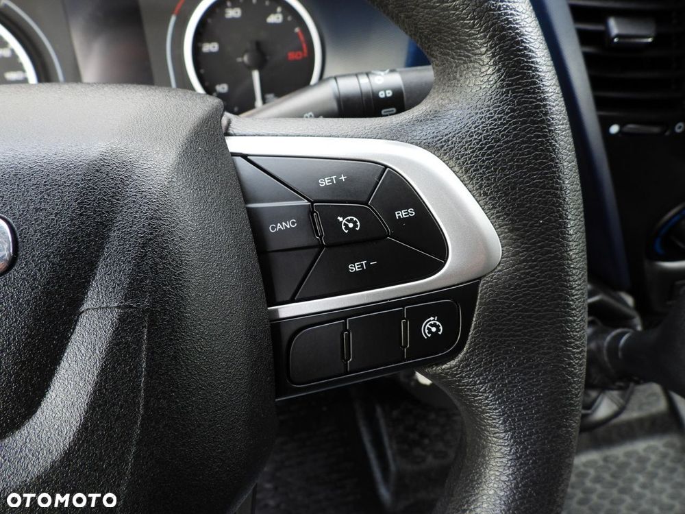 Iveco DAILY 35S14 FURGON CHŁODNIA  -10*C ZASILANIE 230V TEMPOMAT NAWIGACJA AUTOMAT HI-MATIC KLIMATYZACJA  140KM - 31