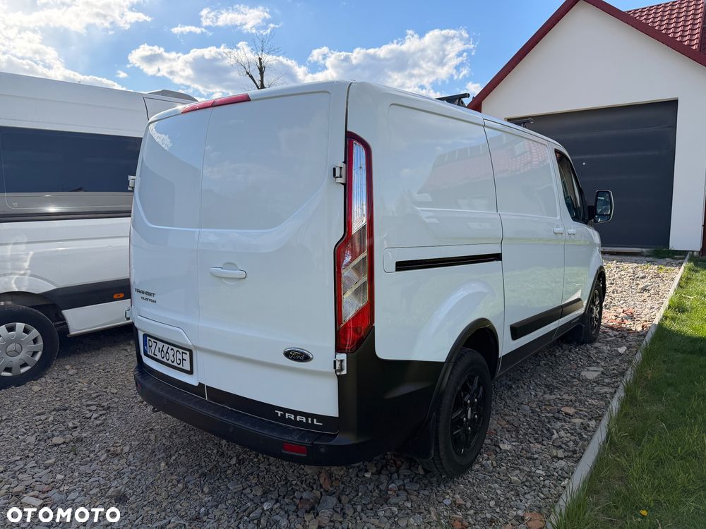Ford Transit Trail - 4