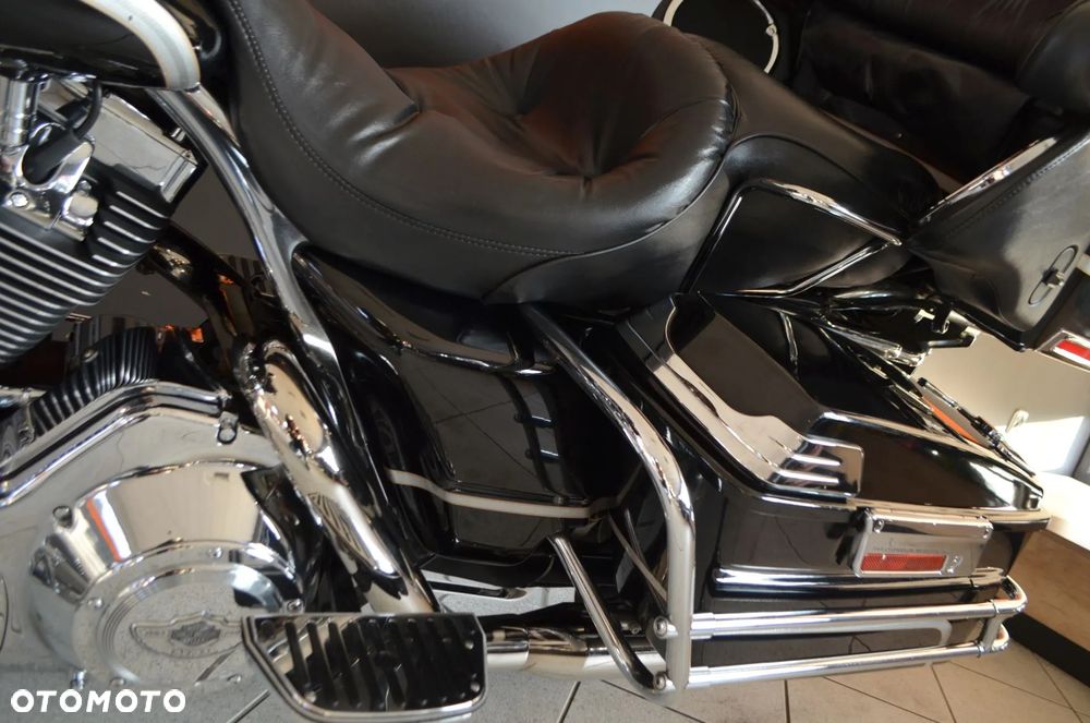 Harley-Davidson FLHT Electra Glide Standard - 33