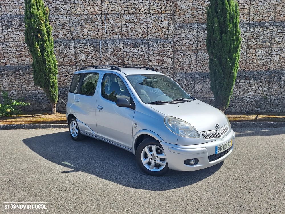 Toyota Yaris Verso 1.4 D-4D Sol - 19