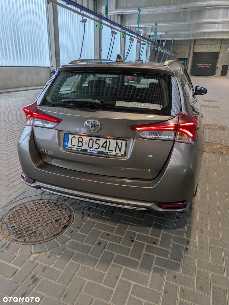 Toyota Auris 1.33 VVT-i Premium - 9