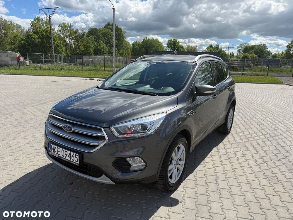Ford Kuga 1.5 EcoBoost 2x4 Titanium - 1