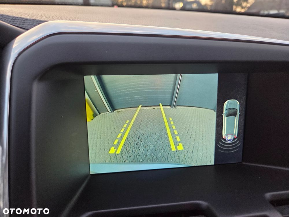 Volvo XC 60 T5 AWD Geartronic Momentum - 16