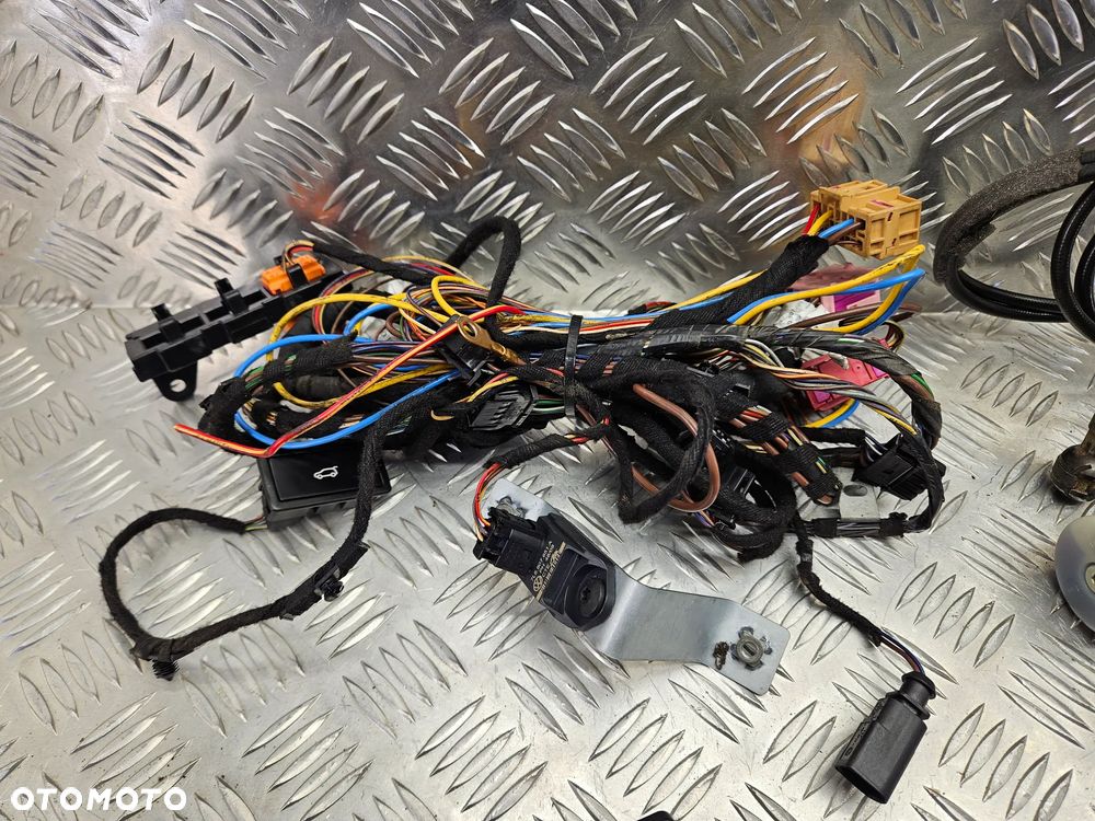 VW TOUAREG 7L 03-09R ZESTAW KLAPY ELEKTRYCZNEJ Z WIAZKA 7L6827611B 7L6827449 7L6827301F 7L6959107B - 2