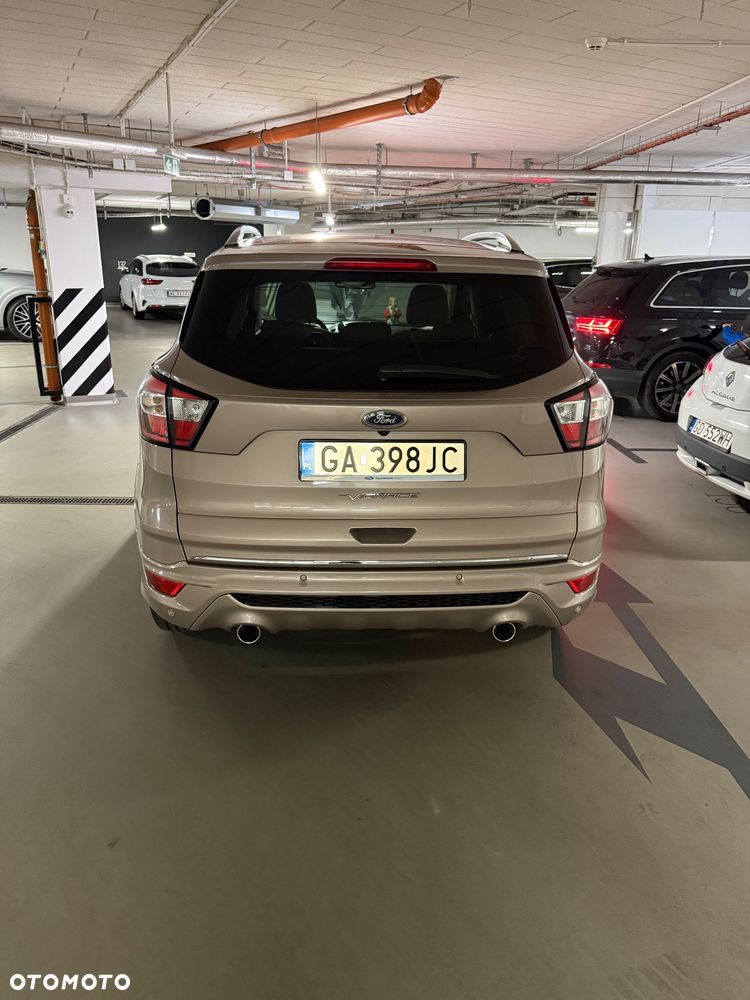 Ford Kuga - 4
