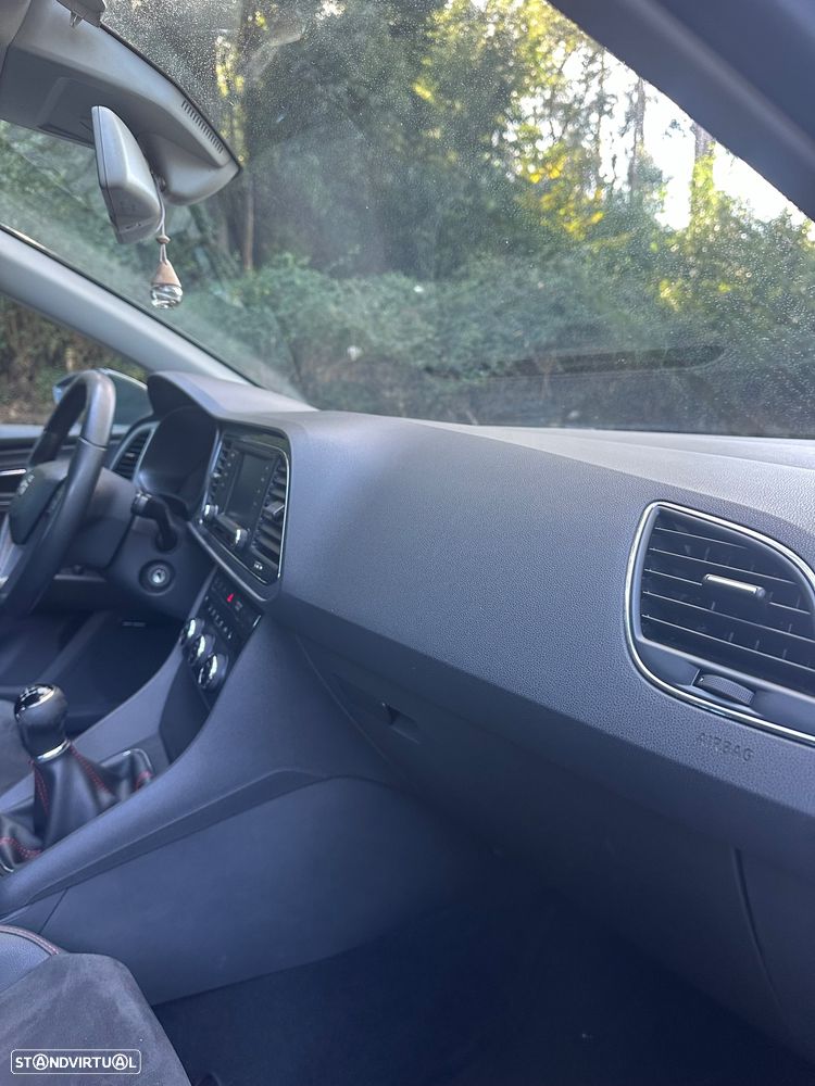 SEAT Leon 2.0 TDI DPF FR - 27
