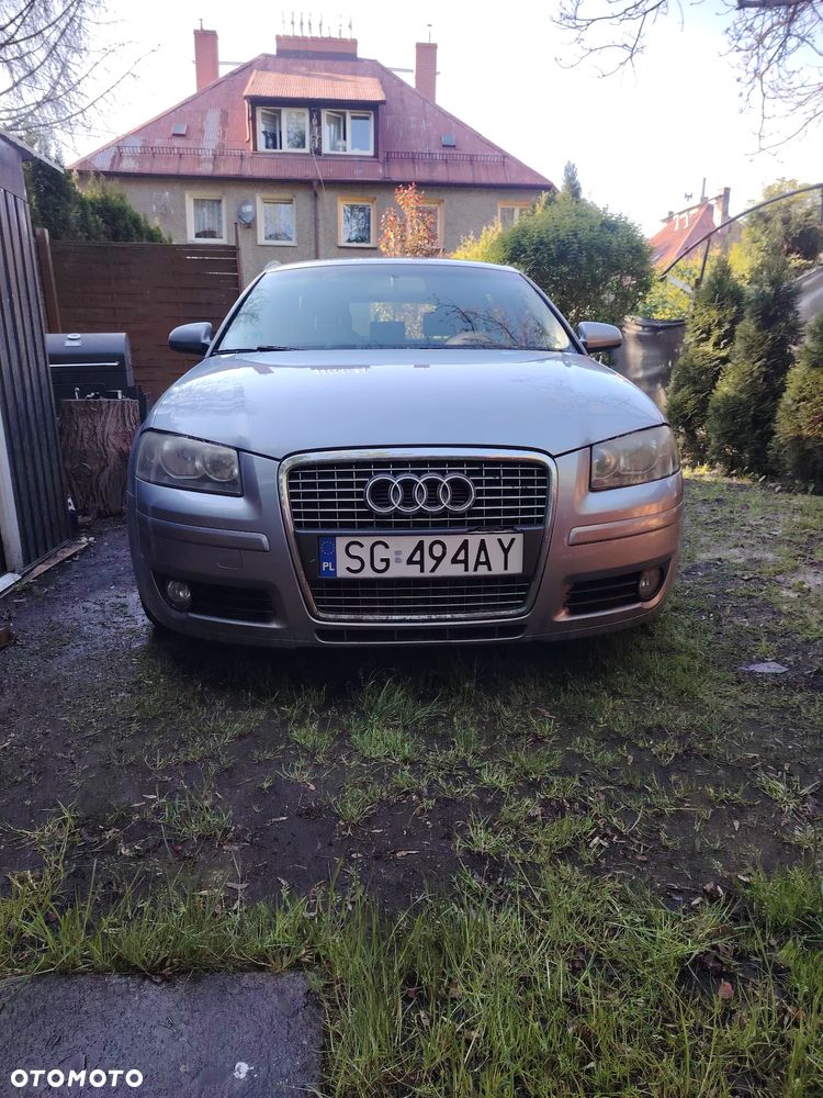 Audi A3 Sportback 2.0 FSI Ambiente - 2