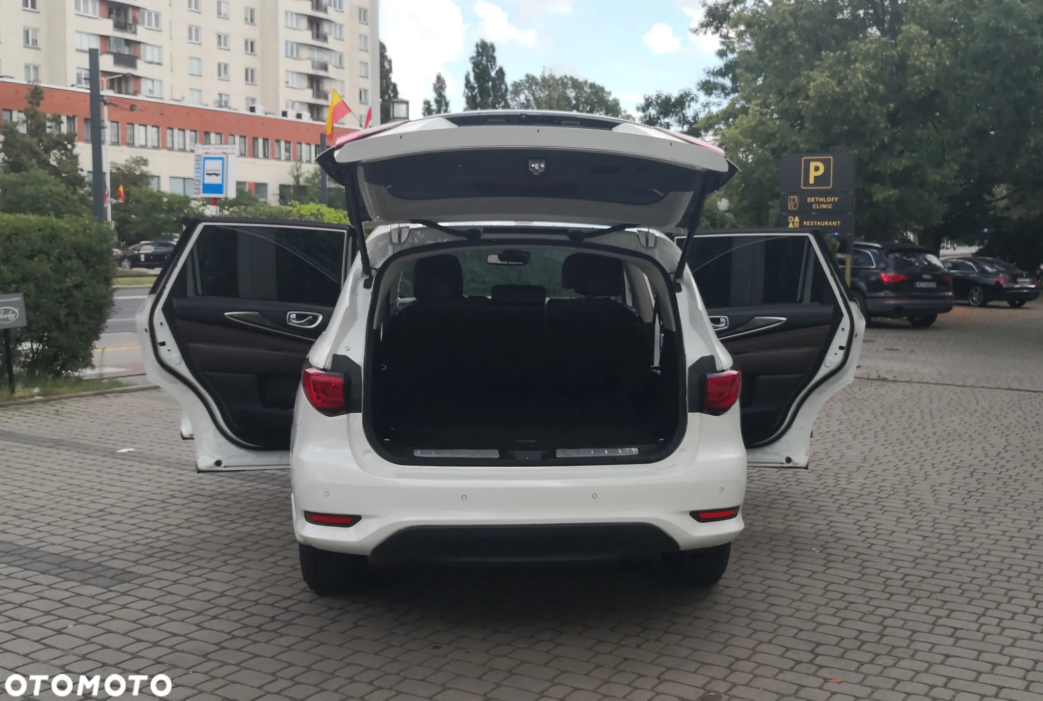 Infiniti QX60 3.5 Hi-Tech - 14
