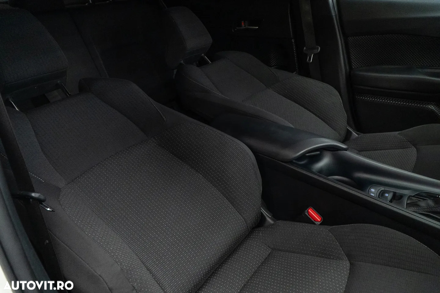 Toyota C-HR 1.2 Turbo 4x2 CVT C-ult - 39