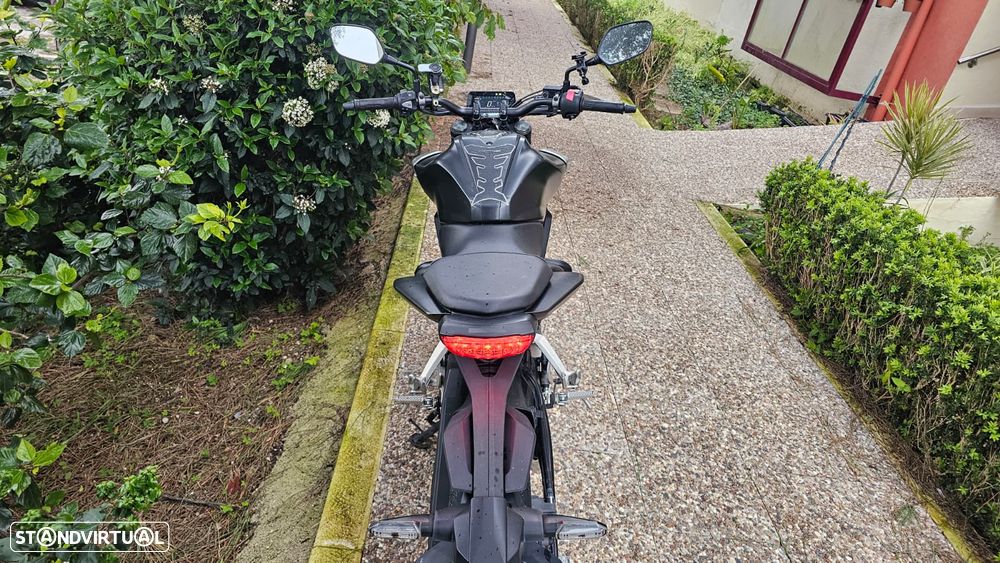 Honda @125 CB125R 2021 - 4