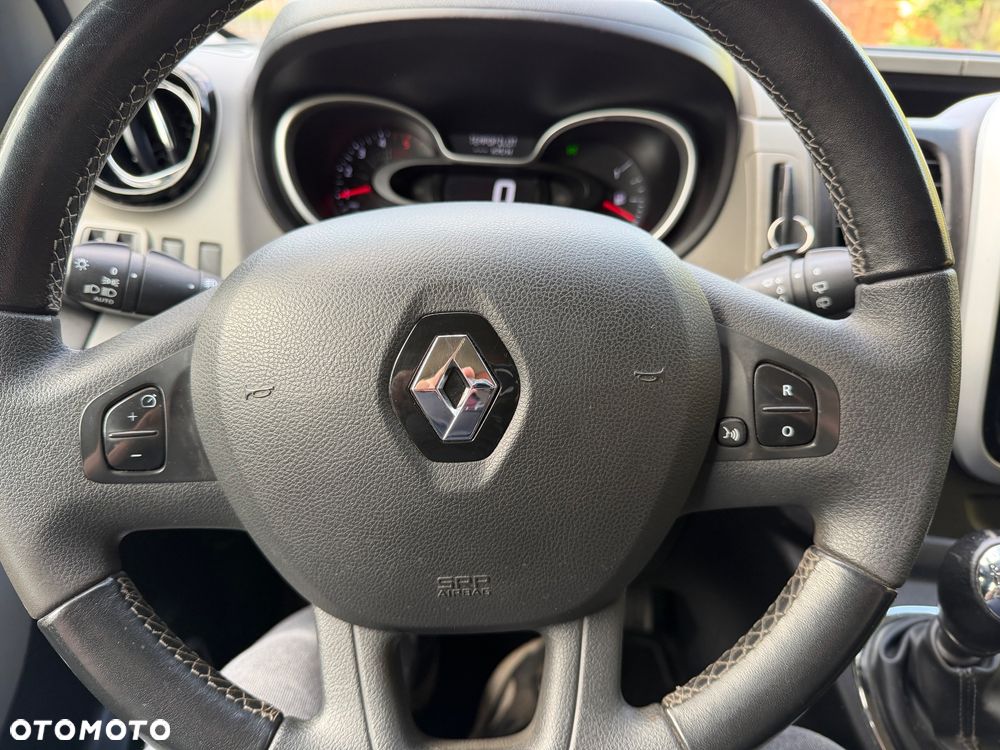 Renault Trafic - 10