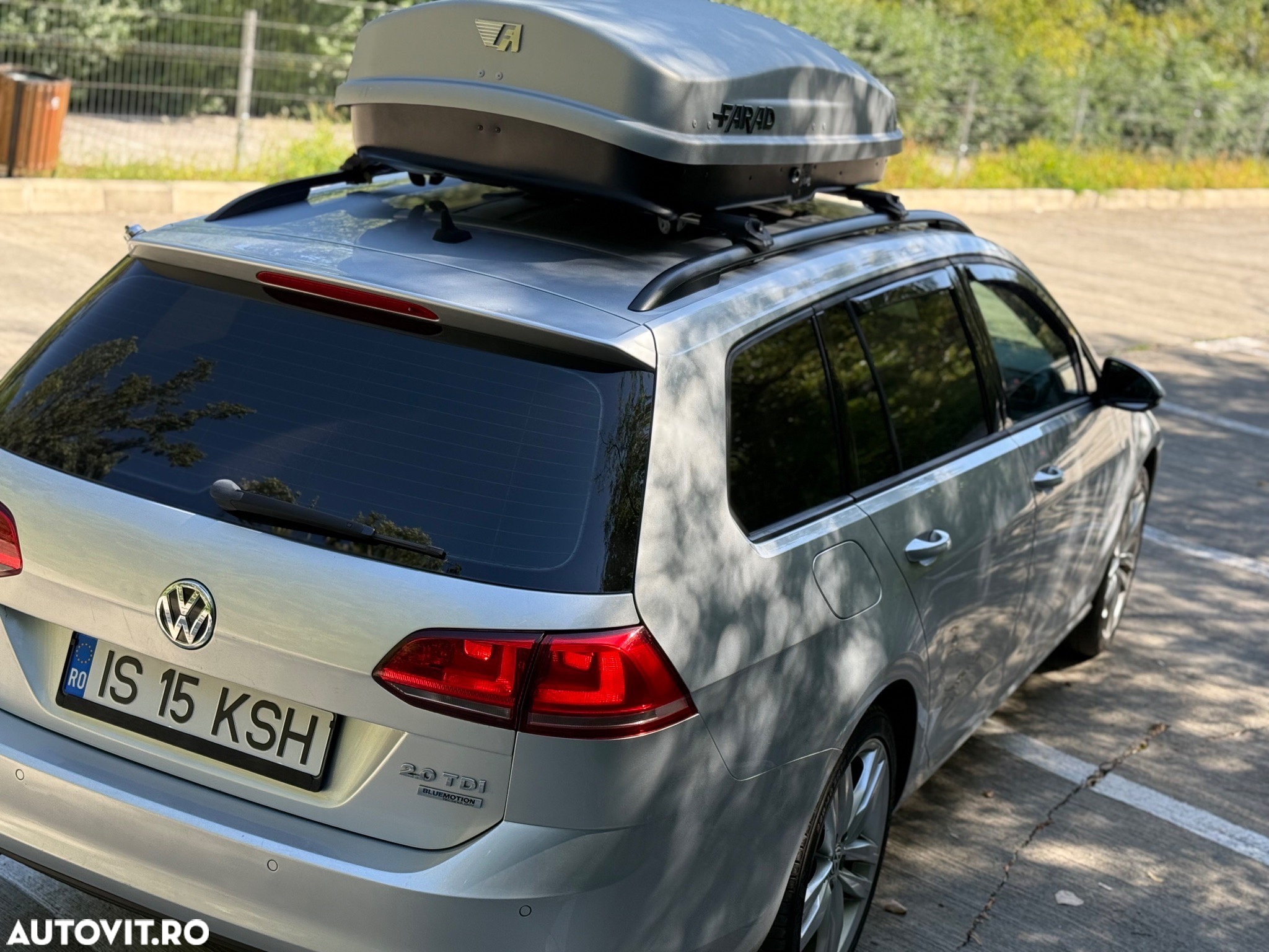Volkswagen Golf 2.0 BlueTDI DSG Comfortline - 2