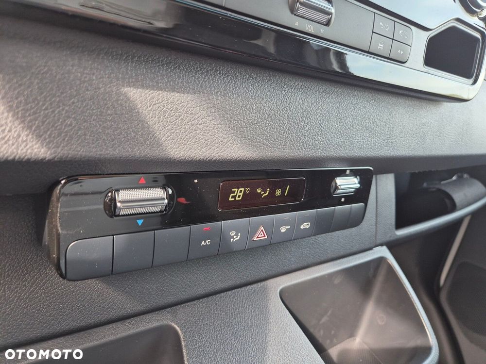 Mercedes-Benz Sprinter 519 CDI OM654 - 17