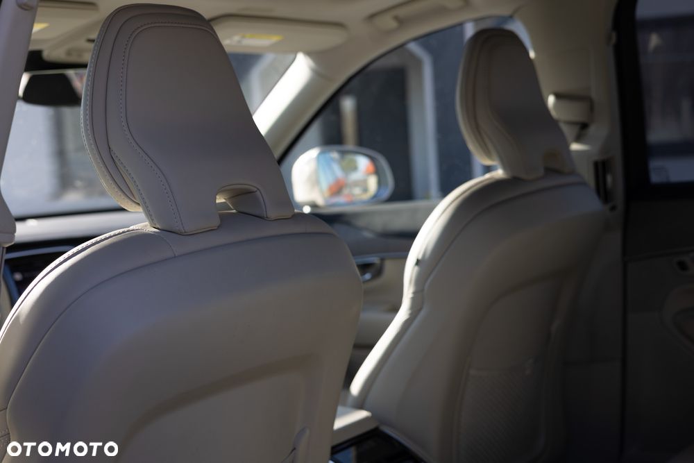 Volvo XC 90 B5 B AWD Ultra Bright - 13