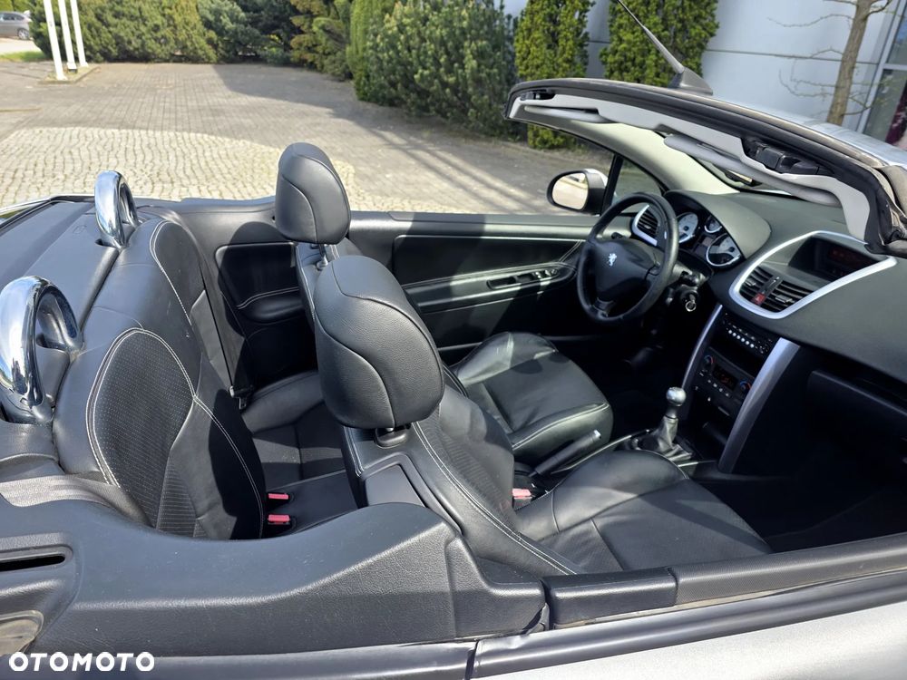 Peugeot 207 CC 150 THP Platinum - 30