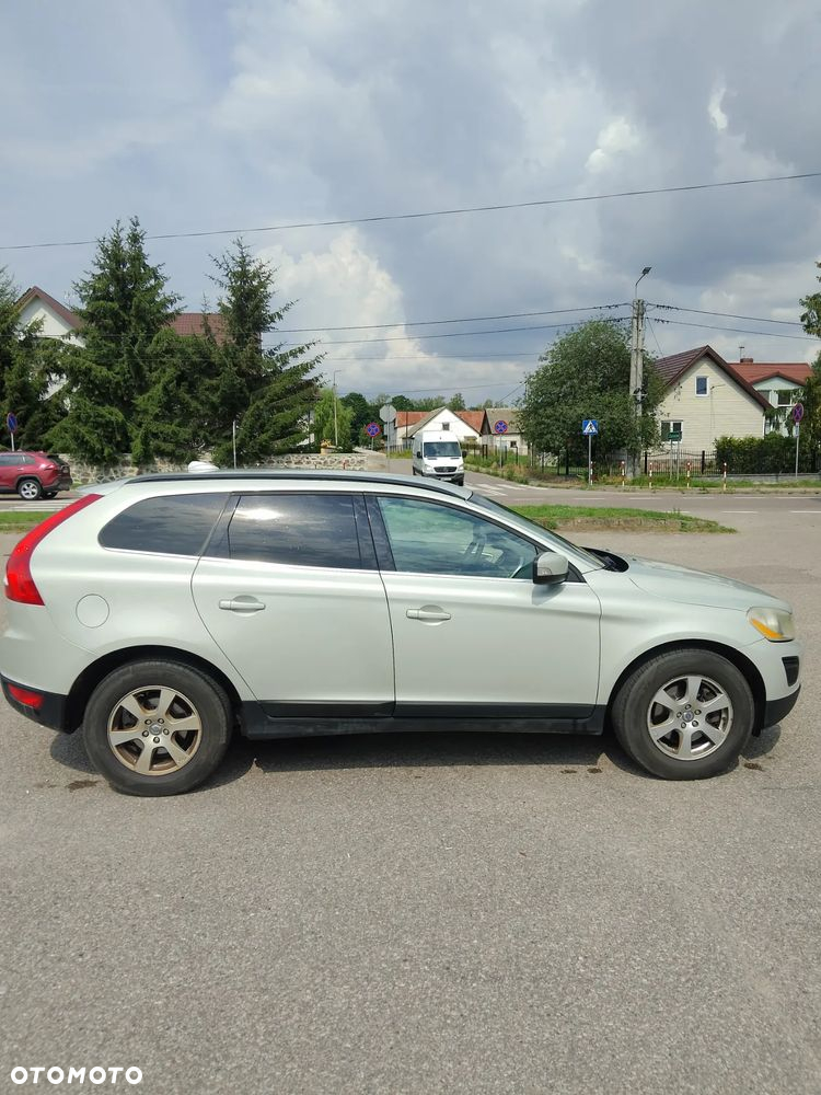 Volvo XC 60 D3 Momentum - 5