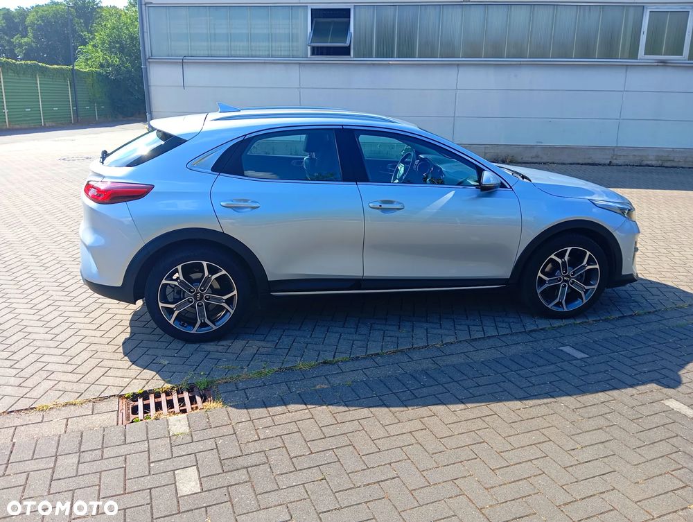 Kia XCeed 1.5 T-GDI L DCT - 3