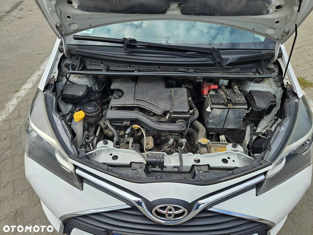 Toyota Yaris - 18