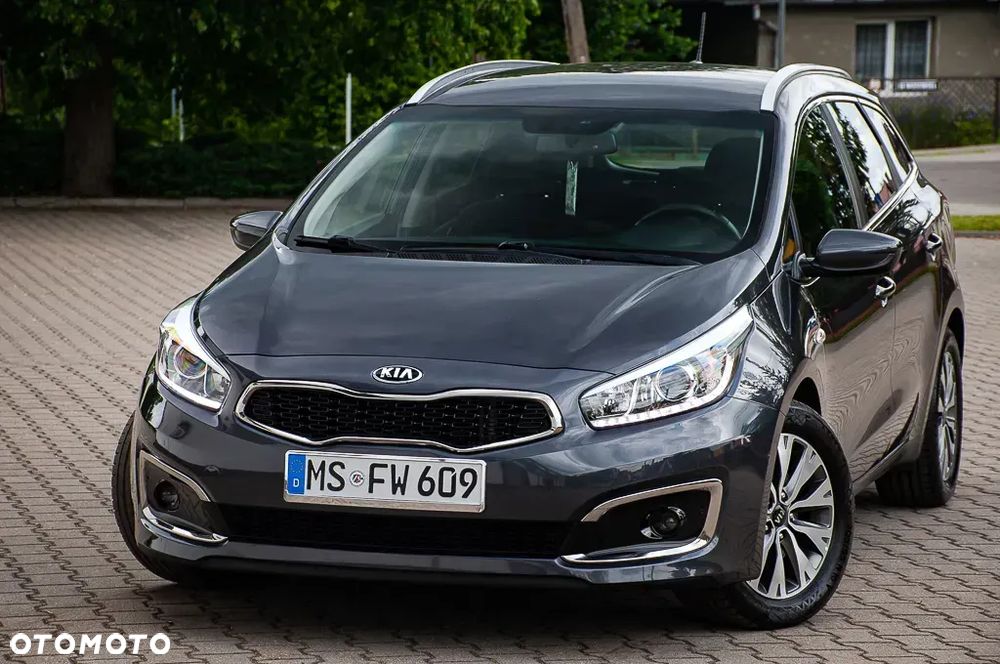 Kia Ceed 1.6 CRDi Platinum Edition - 10