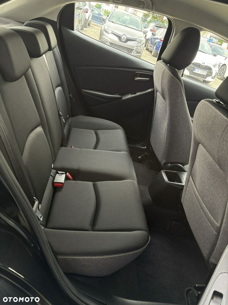 Mazda 2 - 16