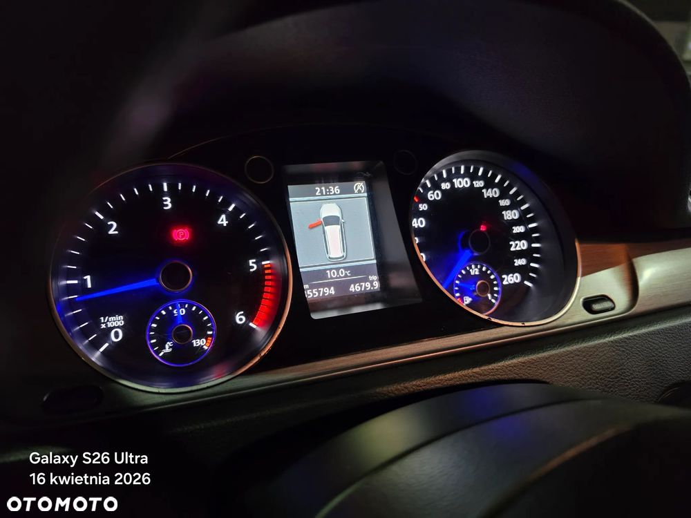 Volkswagen Passat 2.0 TDI DPF Comfortline - 20