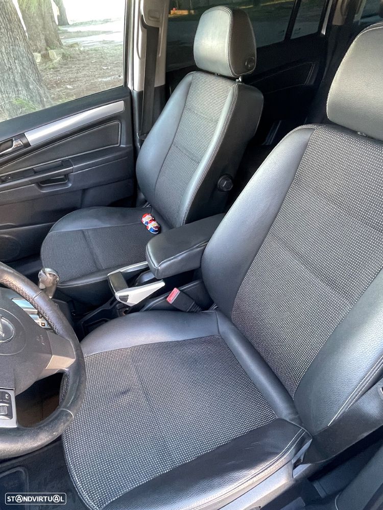Opel Zafira 1.9 CDTI Active S. Edition - 10