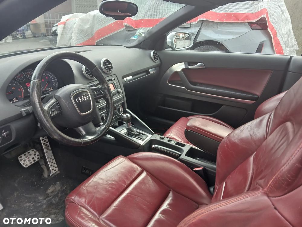 Audi A3 Cabrio 2.0 TDI DPF S tronic Ambition - 14