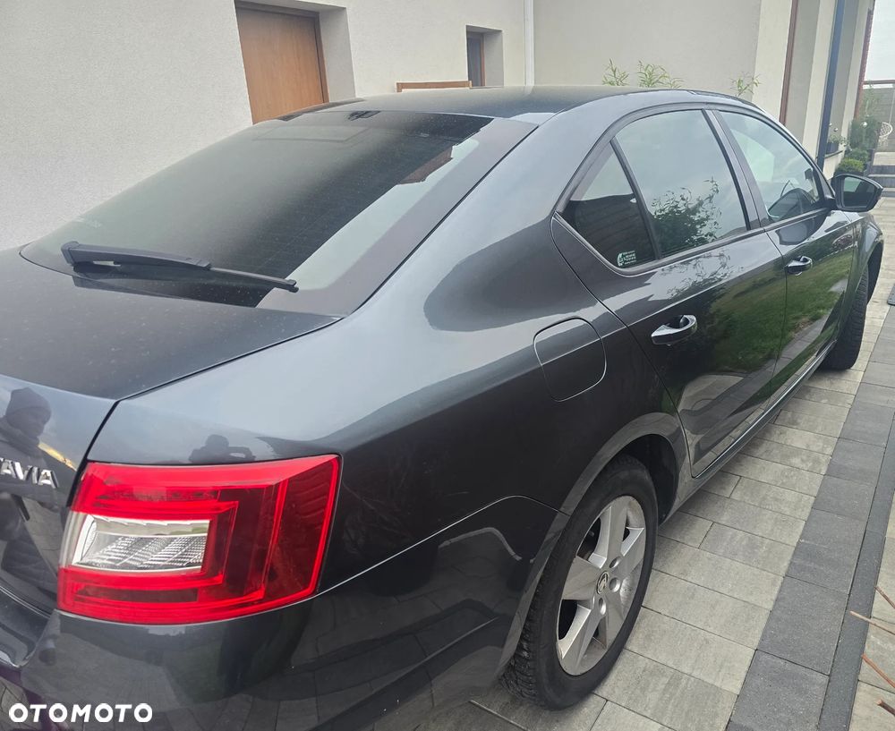 Skoda Octavia 2.0 TDI Style - 3