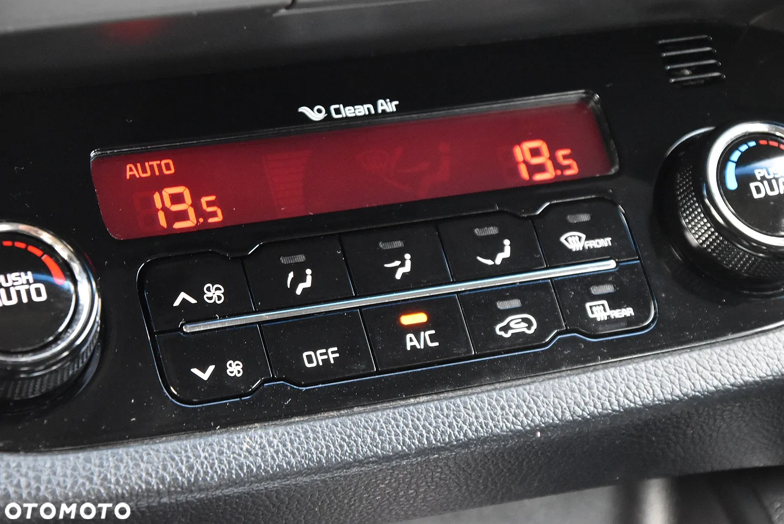 Kia Sportage - 33